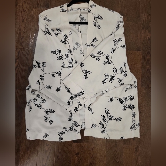 XL Kimono - Picture 3 of 7